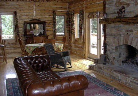 COUNTRY CHIC